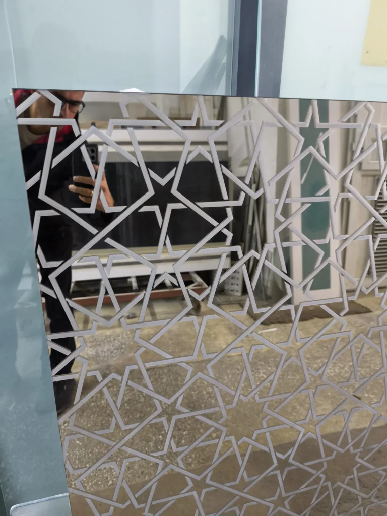 Ankara cam ve ayna kumlama desen işleme - Garant Cam