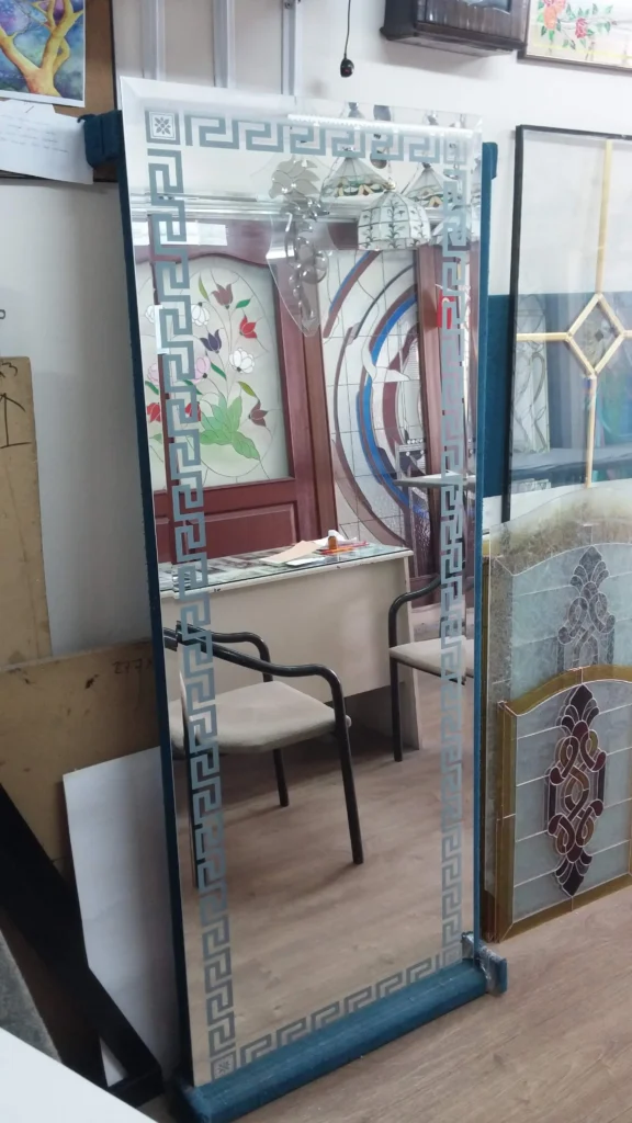 ayna kumlama desen işleme ve montaj fiyatları - Garant Cam