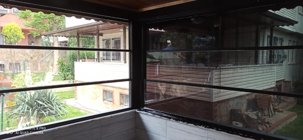 Aynalı Cam Filmi Modelleri: Isı Yalıtımı ve Mahremiyet Çözümleri aynalı cam filmi - Garant Cam