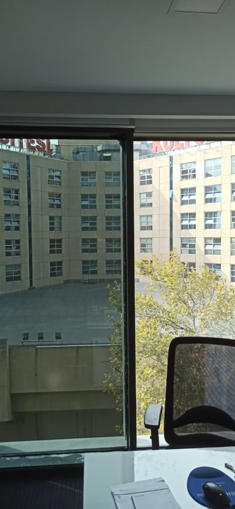 Aynalı Cam Filmi Modelleri: Isı Yalıtımı ve Mahremiyet Çözümleri aynalı cam filmi - Garant Cam