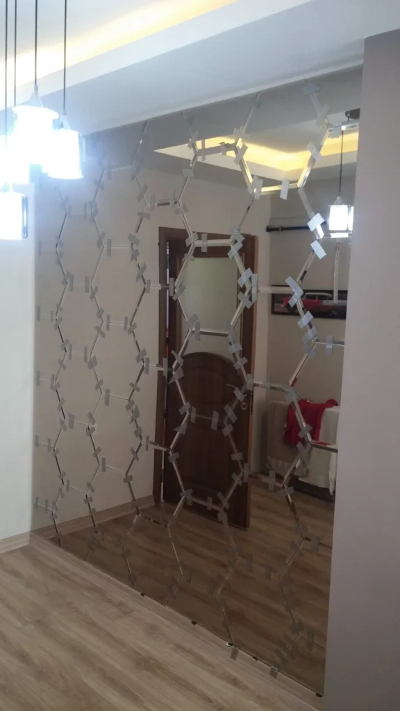 Nişantaşı dekoratif baklava ayna ve duvar ayna kaplama montaj - Garant Cam