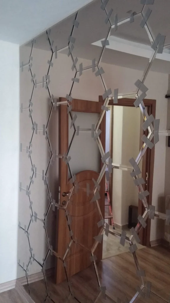 Bahçeşehir özel ölçü ayna duvar kaplama montaj - Garant Cam