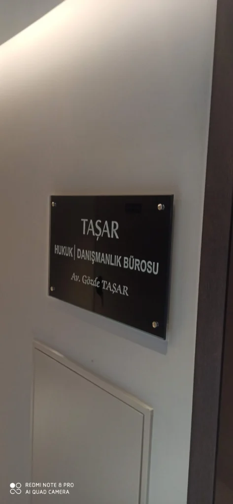 İstanbul kapı giriş cam tabelası fiyat ve montajı - Garant Cam