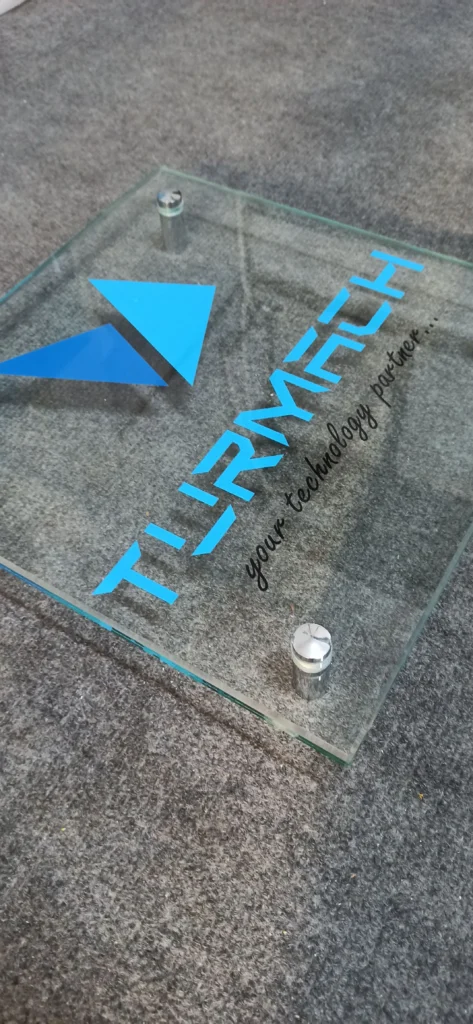 kapı giriş cam tabela montaj - Garant Cam