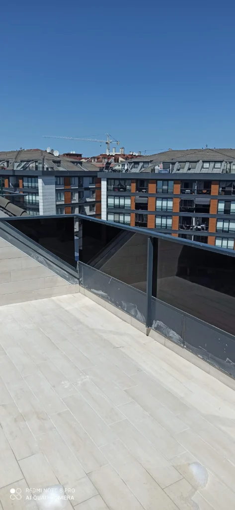 EV İÇİN CAM FİLMİ MODERN TASARIM İstanbul siyah cam filmi uygulaması - Garant Cam