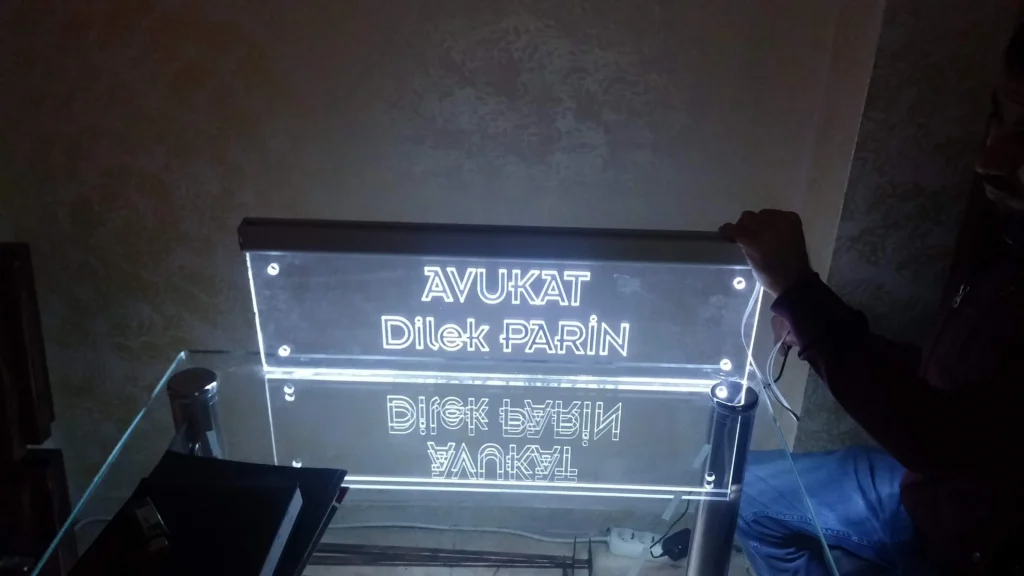 İstanbul kapı giriş  ışıklı cam tabela - Garant Cam