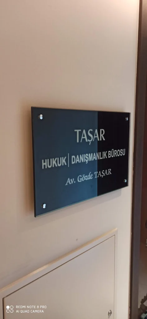 Nişantaşı kapı giriş cam tabela fiyatı ve montajı - Garant Cam