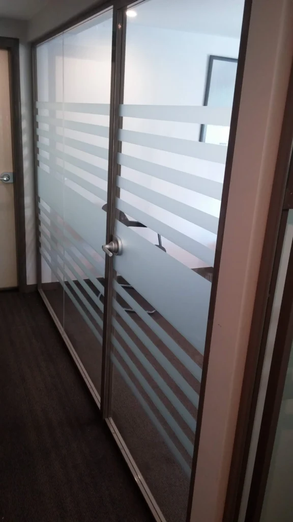 Balıkesir cam kapı ve ofis cam bölme sistemleri - Garant Cam