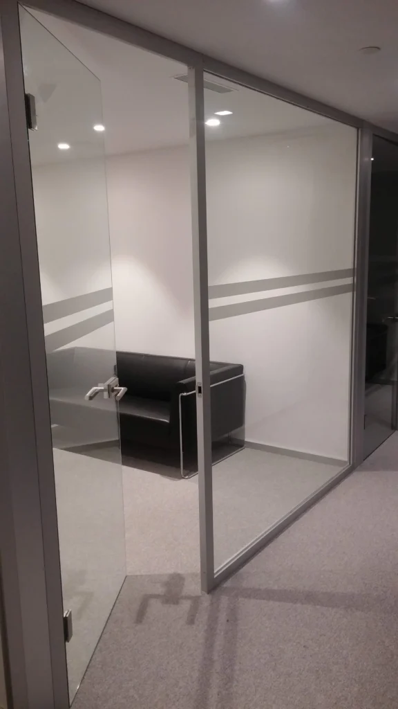 Balıkesir cam kapı ve ofis cam bölme sistemleri - Garant Cam