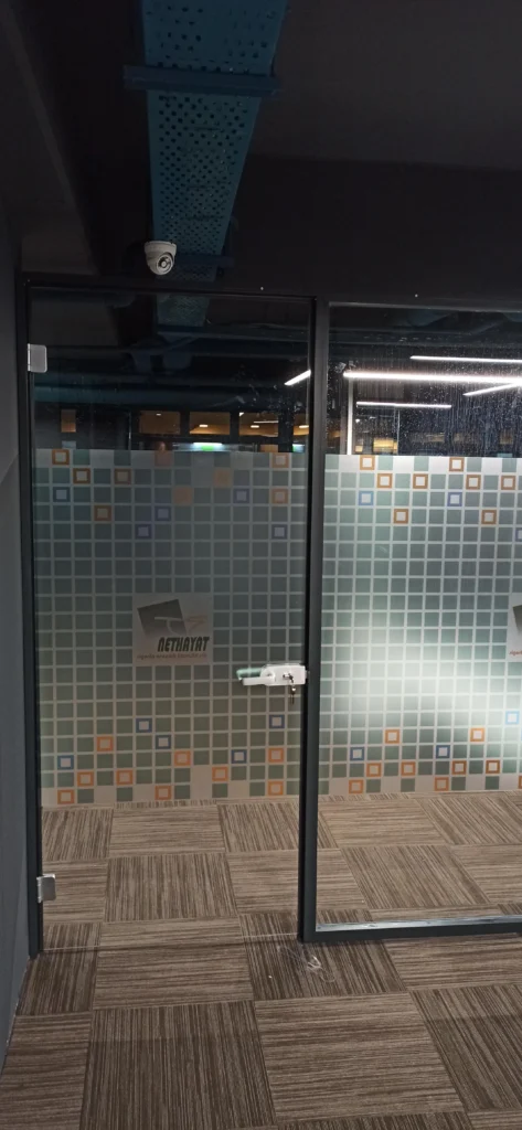 Nişantaşı ofis cam bölme sistemleri ve cam kapı - Garant Cam