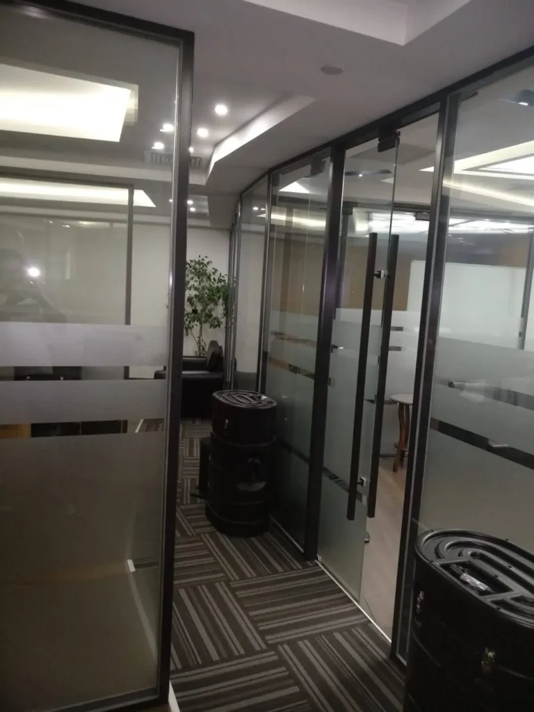 Taksim ofis cam bölme sistemleri ve cam kapı - Garant Cam