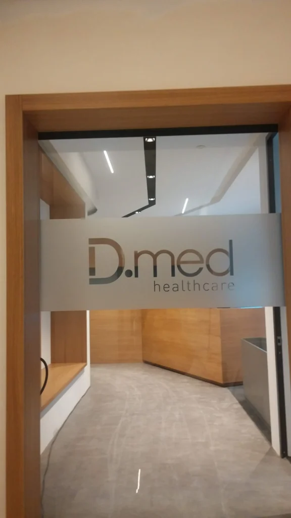 Beylikdüzü logolu ofis cam filmi uygulaması - Garant Cam