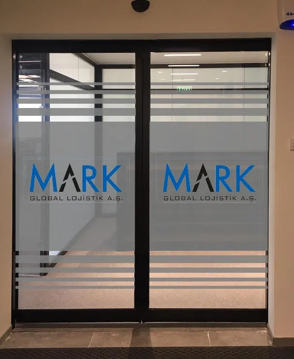 İstanbul  ofis için çizgili cam filmi uygulaması - Garant Cam