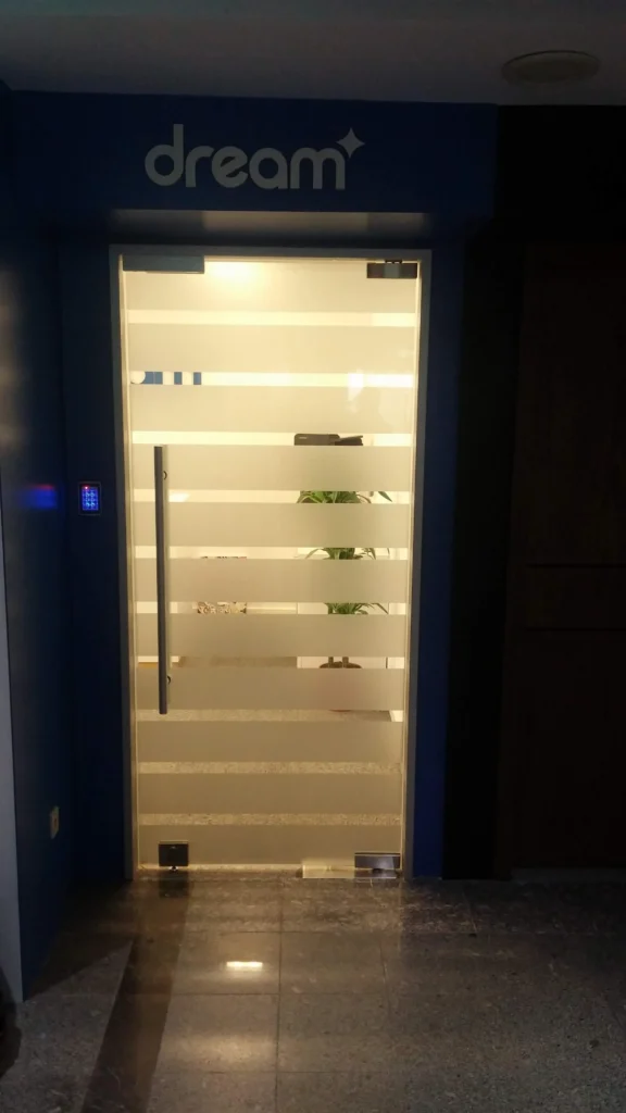 istanbul  logolu ofis cam kapı modelleri - Garant Cam