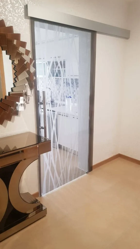 Beykoz sürgülü desenli cam kapı modelleri - Garant Cam