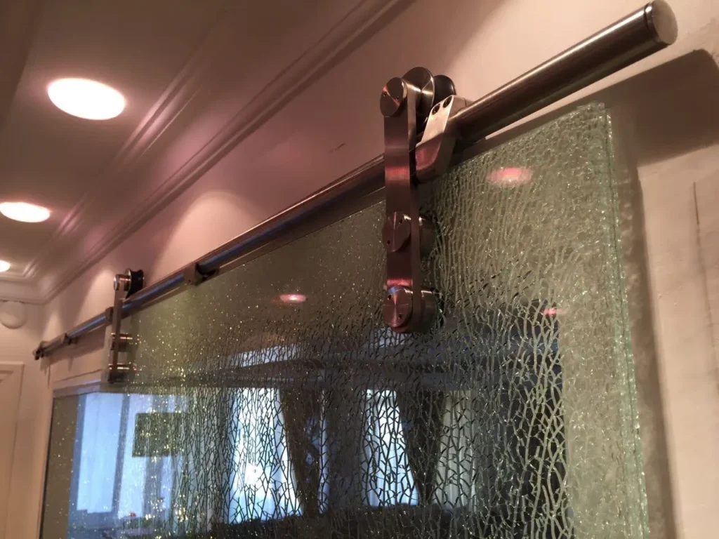 Bahçeşehir sürgülü patlak cam kapı modelleri - Garant Cam