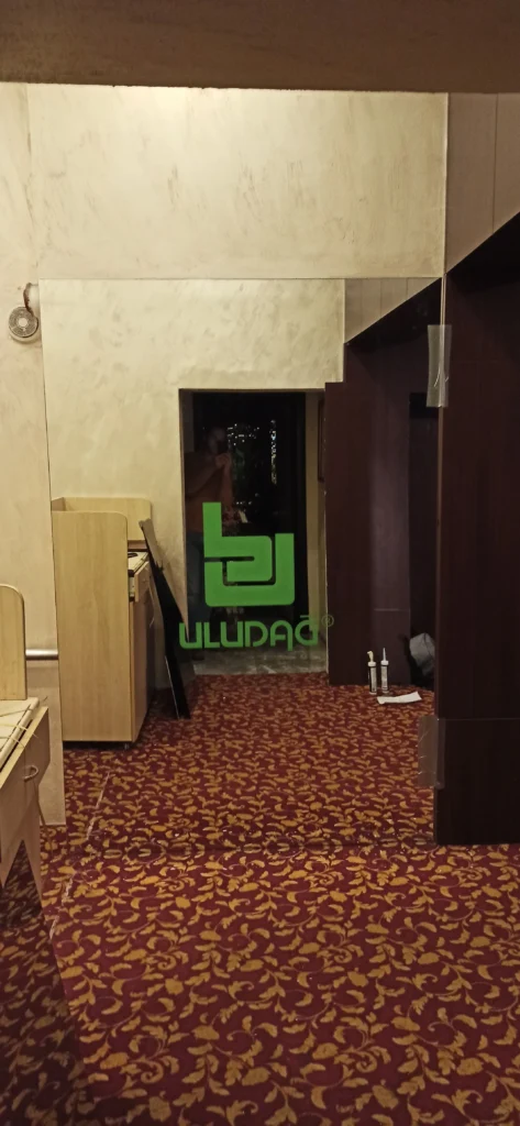flotal sisecam ayna
Otel lobisi dekoratif ayna tasarımı