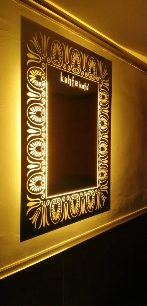 koridor kumlanmis ayna
Premium LED ayna sistemi
